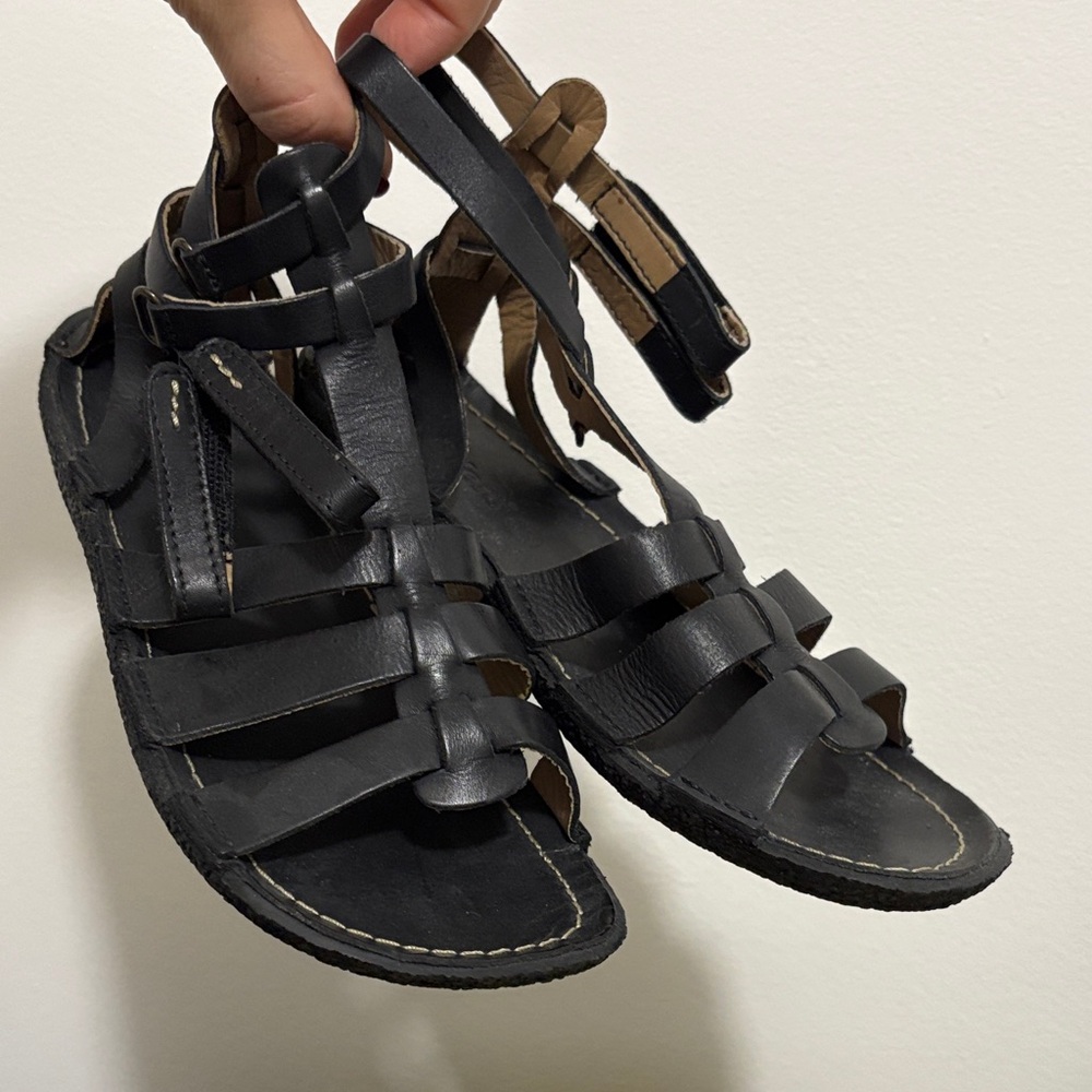 NWT KicKers Leather Sandal Shoes